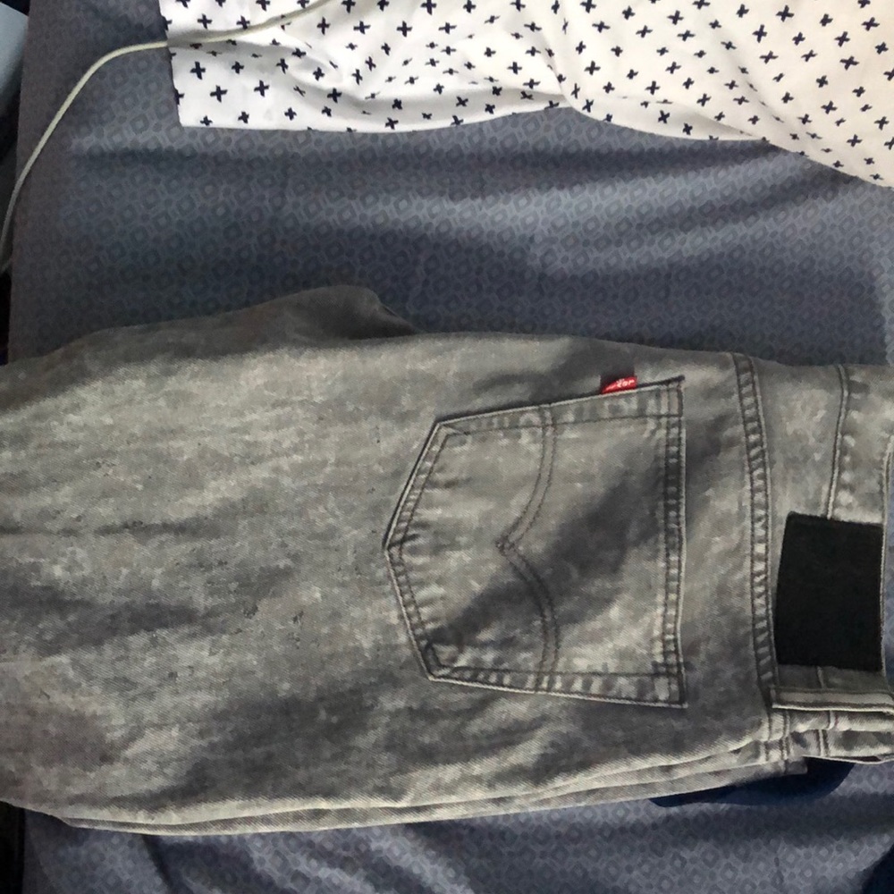 Levi’s 511 jeans 32X32 slim destroyed distressed